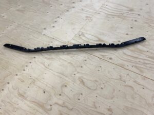 Spoilerrand zwart