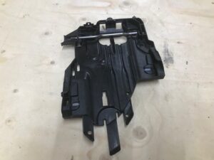 Koplamp montageframe links