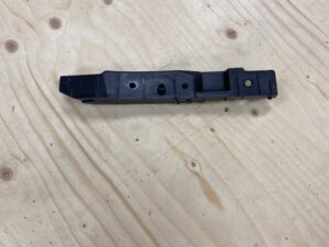 Bumper montagesteun links
